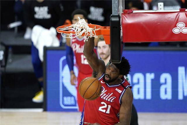  恩比德赛季报销76人冲击受阻  