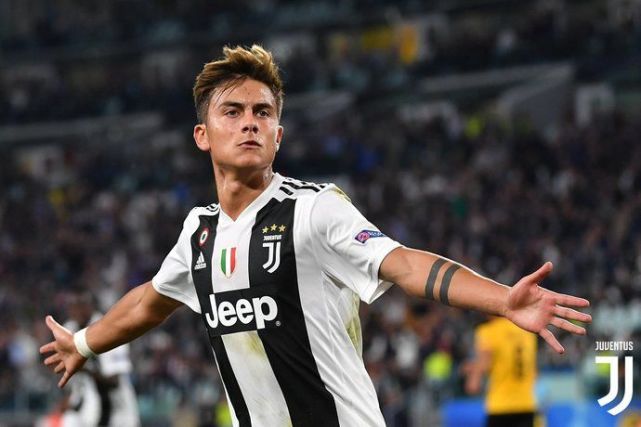  拜仁官宣法国后卫于帕梅卡诺续约  